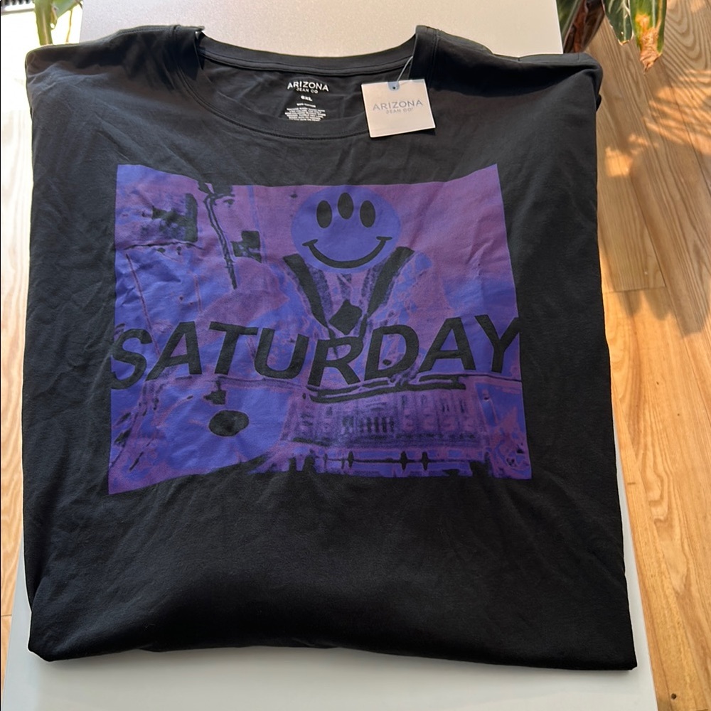 NEVER WORN- 6XL Arizona Jean Company Black and Purple Saturday Tee